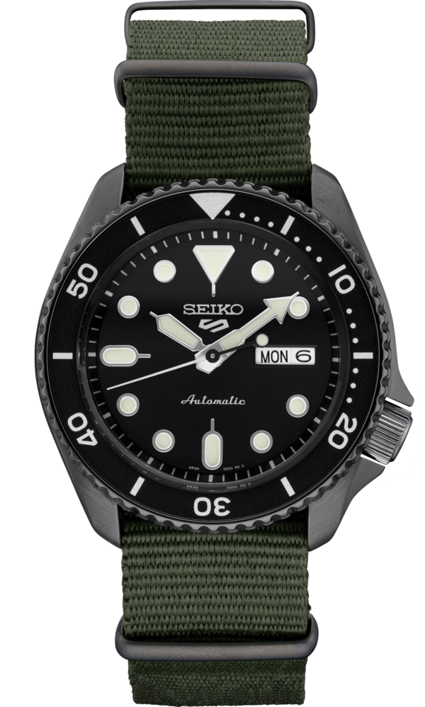 Seiko 5 Sports Black dial and unidirectional rotating bezel Watch